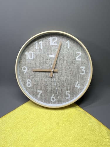 Simple classic round wall - simple,